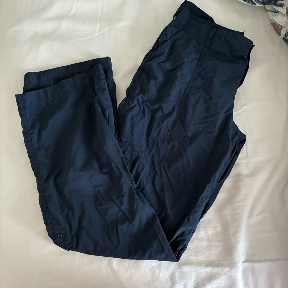 Columbia women’s Dark Navy Cargo Pants